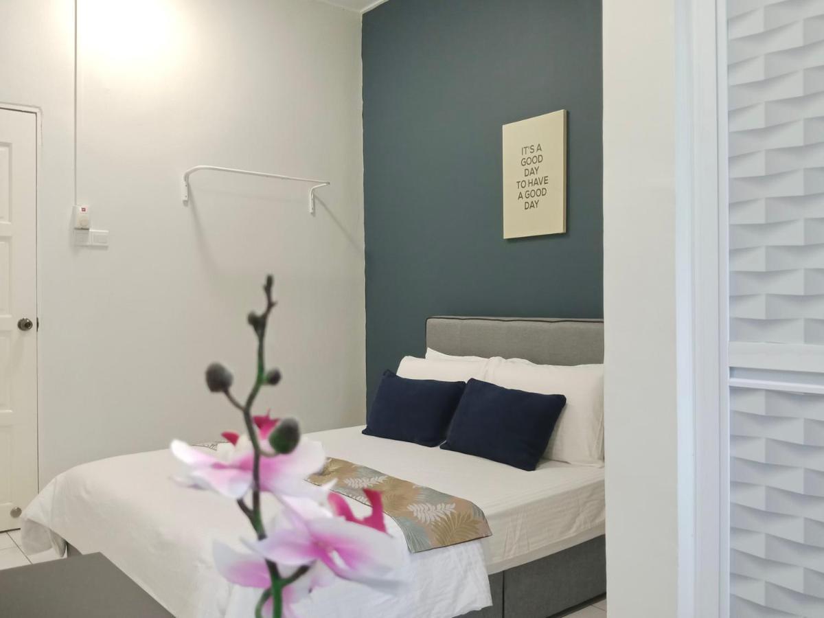 The Serene Homestay, Port Dickson Exteriör bild