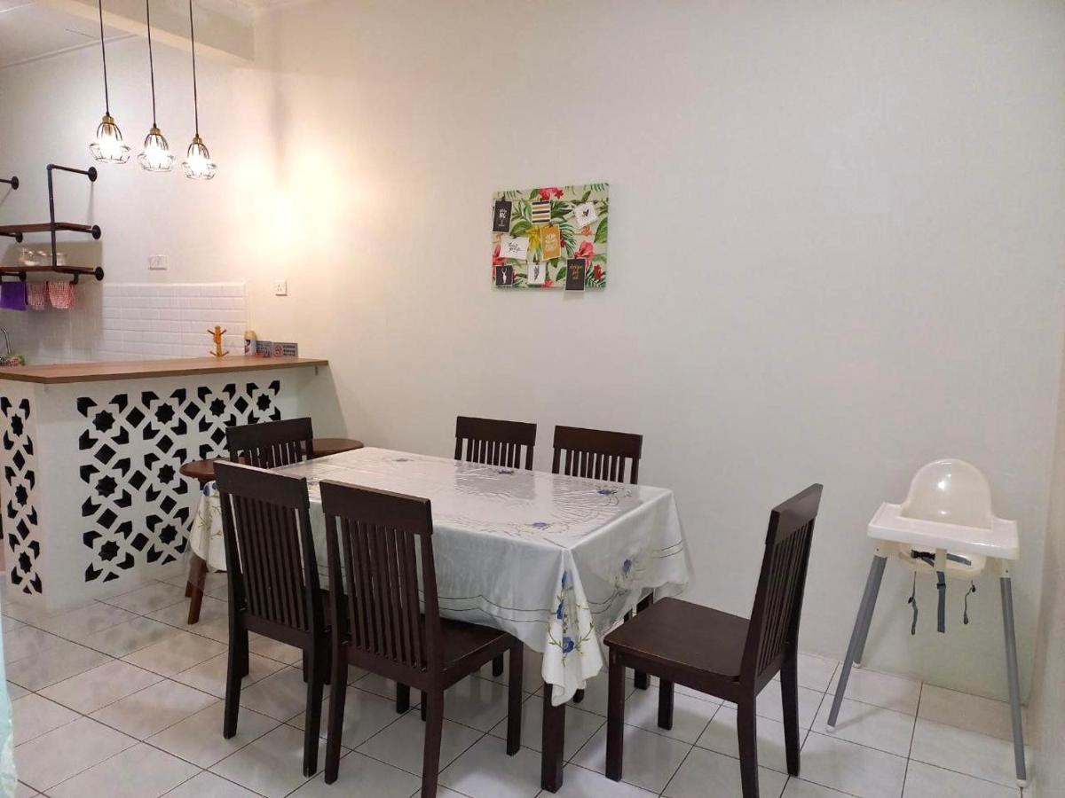 The Serene Homestay, Port Dickson Exteriör bild