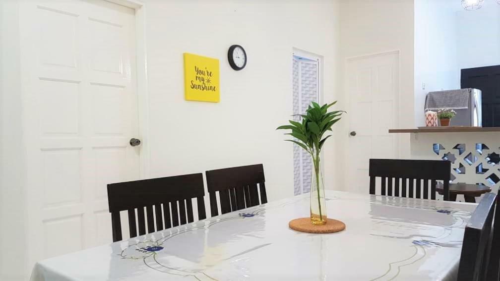 The Serene Homestay, Port Dickson Exteriör bild